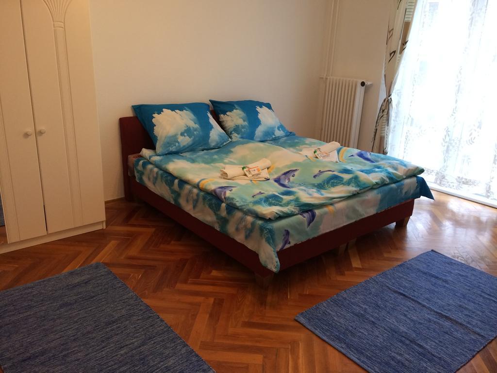 írisz * Budapesta