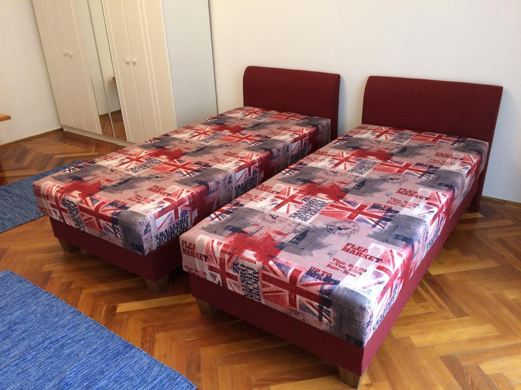 írisz Apartament *