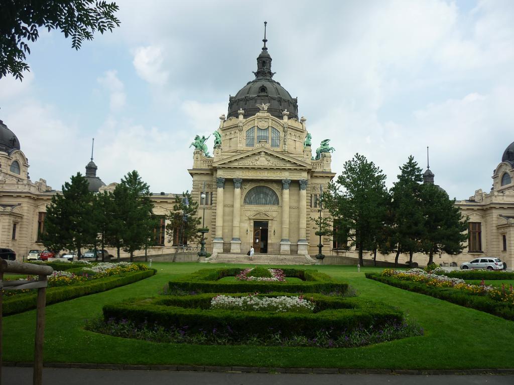 Apartament írisz Budapesta